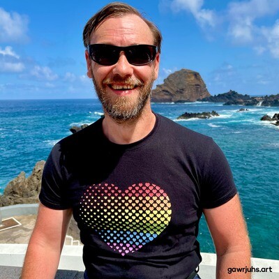 Heart: LGBT+ Pride T-Shirt