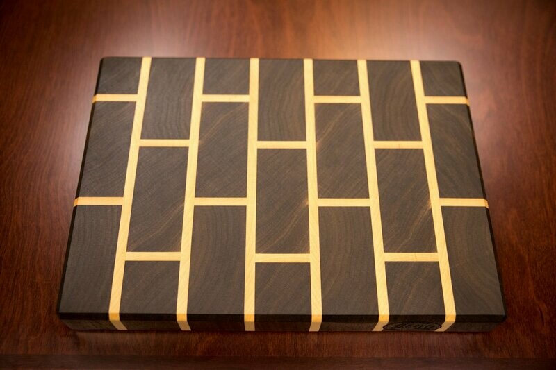 End Grain Cutting Board - Maple & Walnut (Brick Pattern)