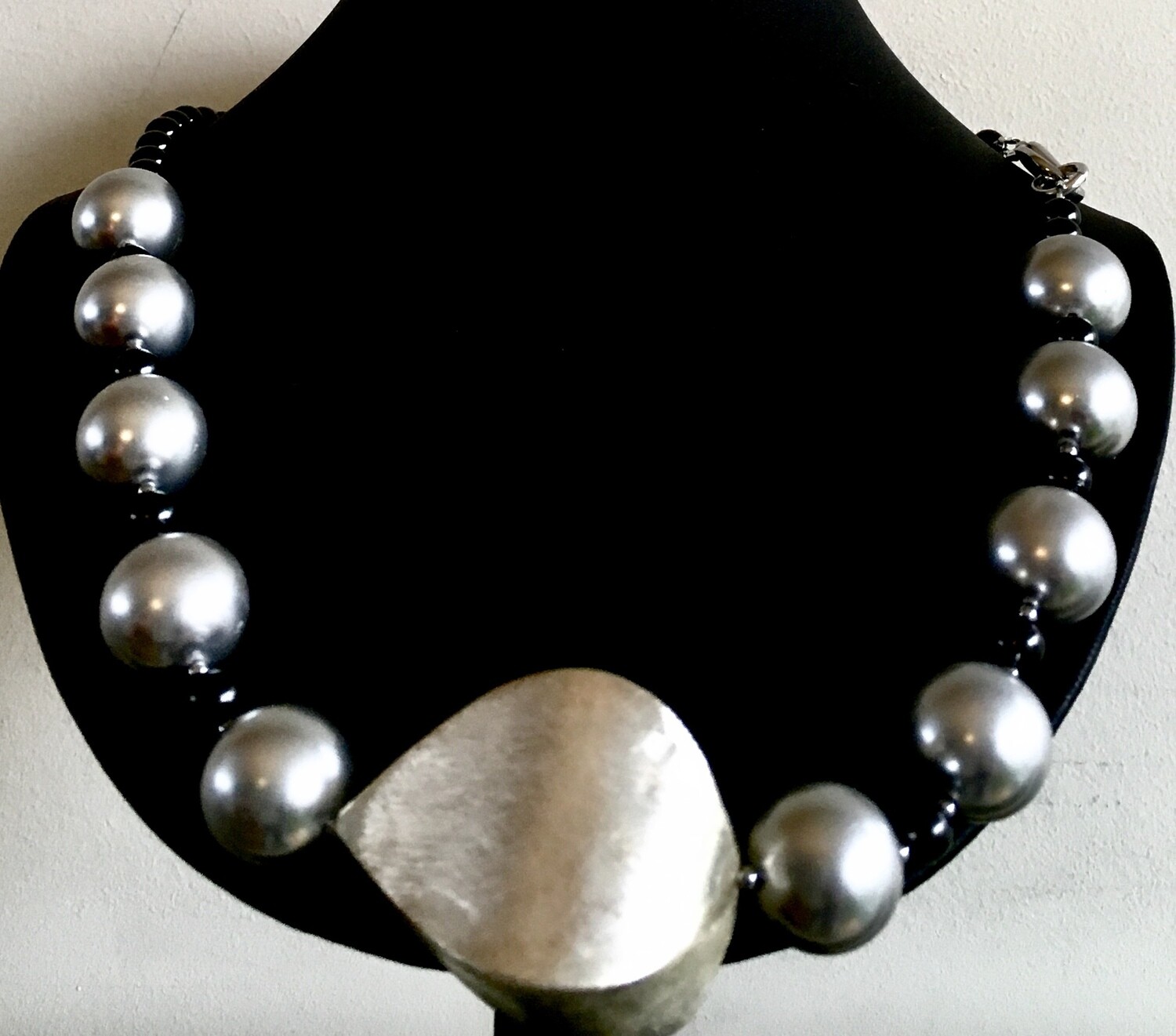 Silver/black necklace