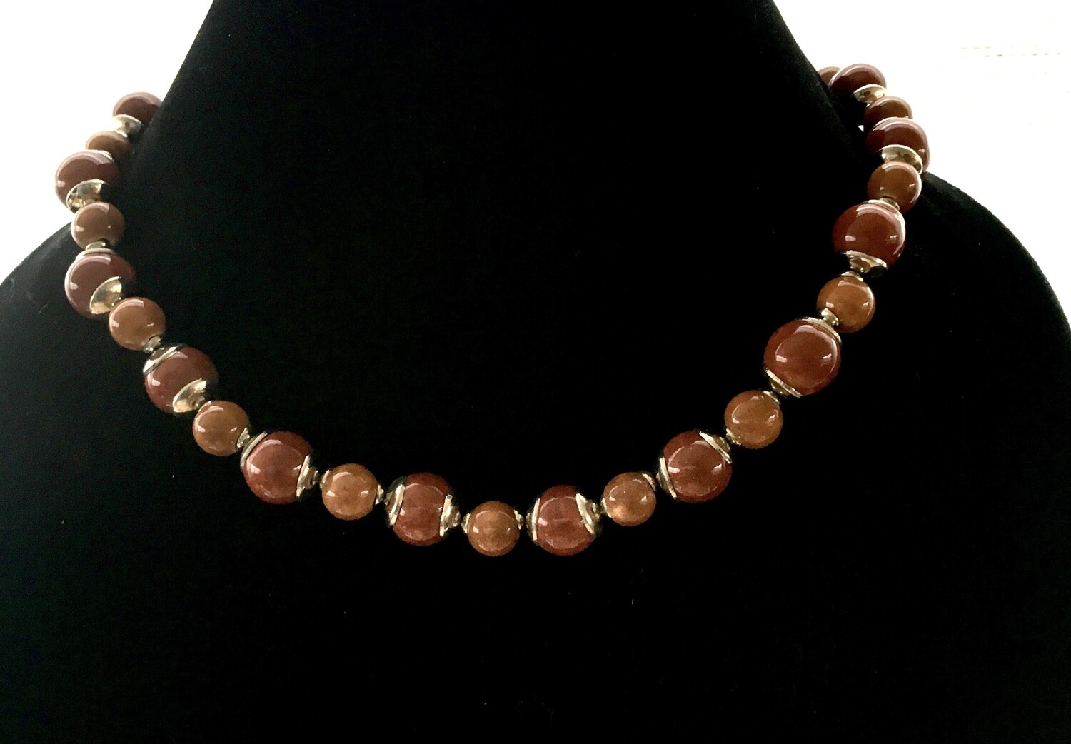 Autumn chestnut necklace