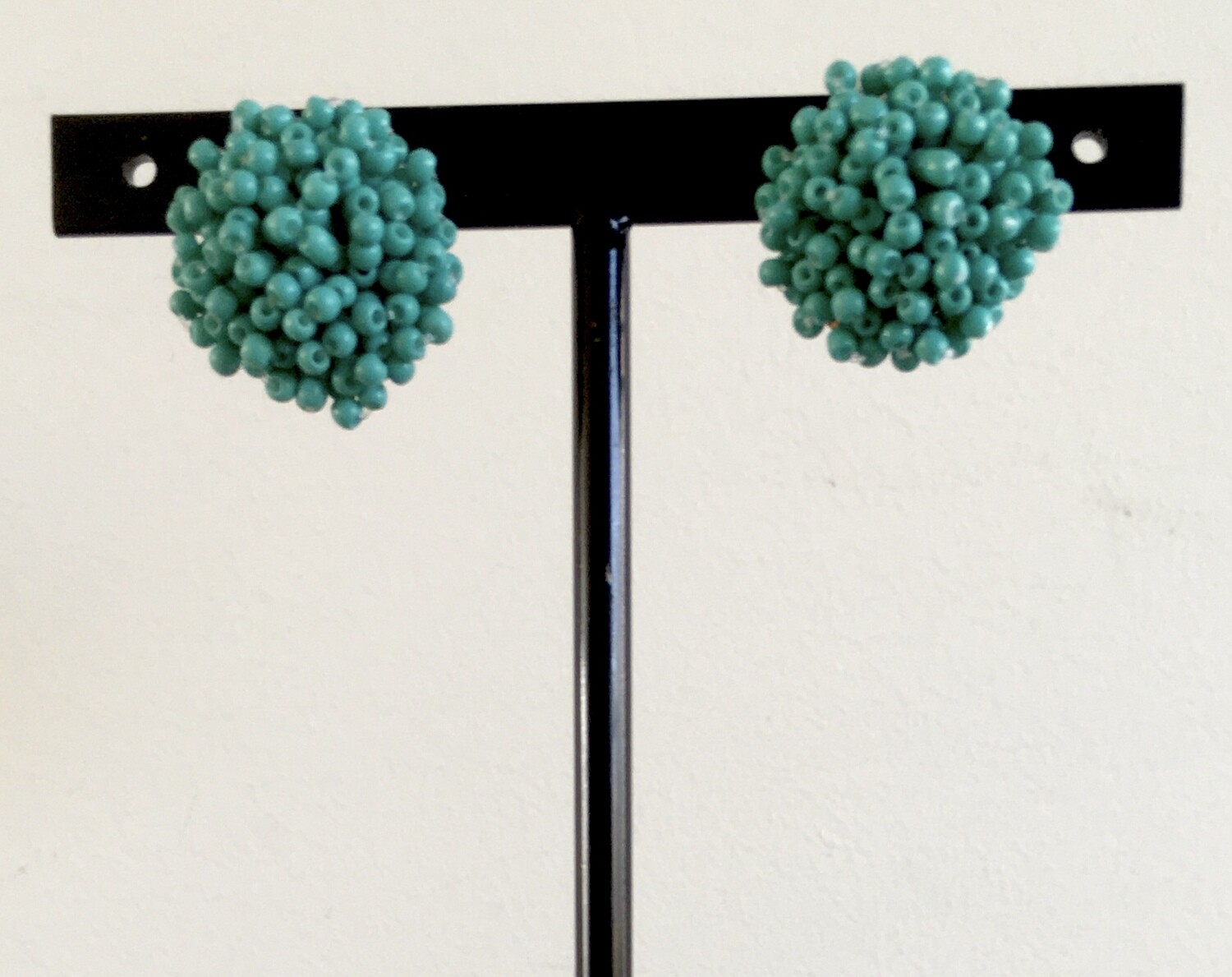 Turquoise beads cluster earrings