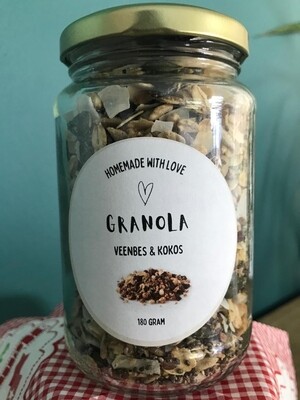 Granola met veenbes en kokos