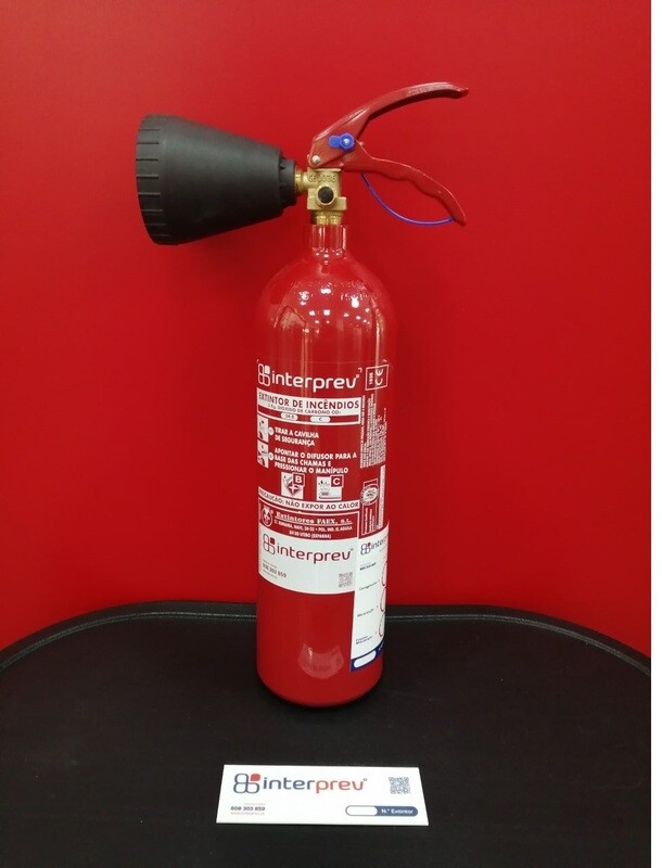 Extintor CO2 (2Kg.)