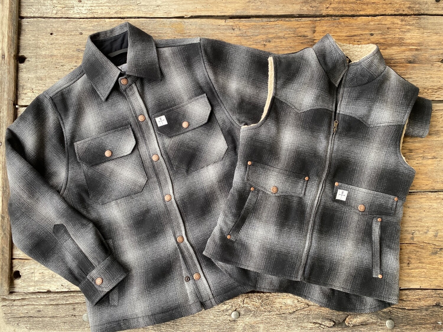 JOY WOOL-Grey check sherpa