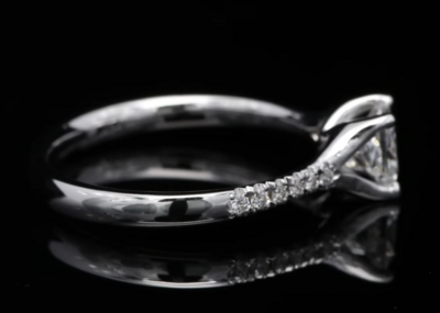 18 Kt witgouden ring