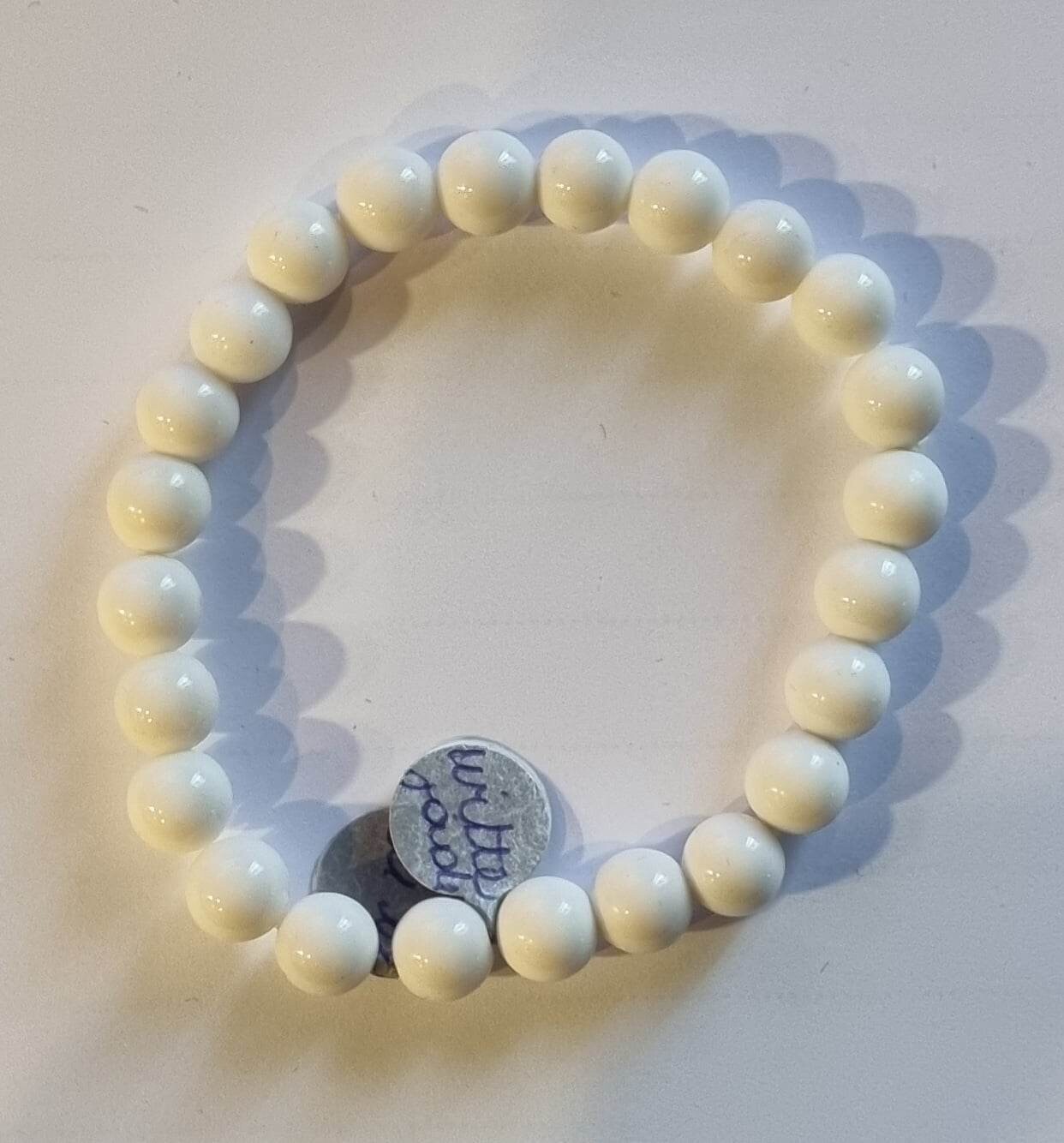 Witte jade kogelarmband