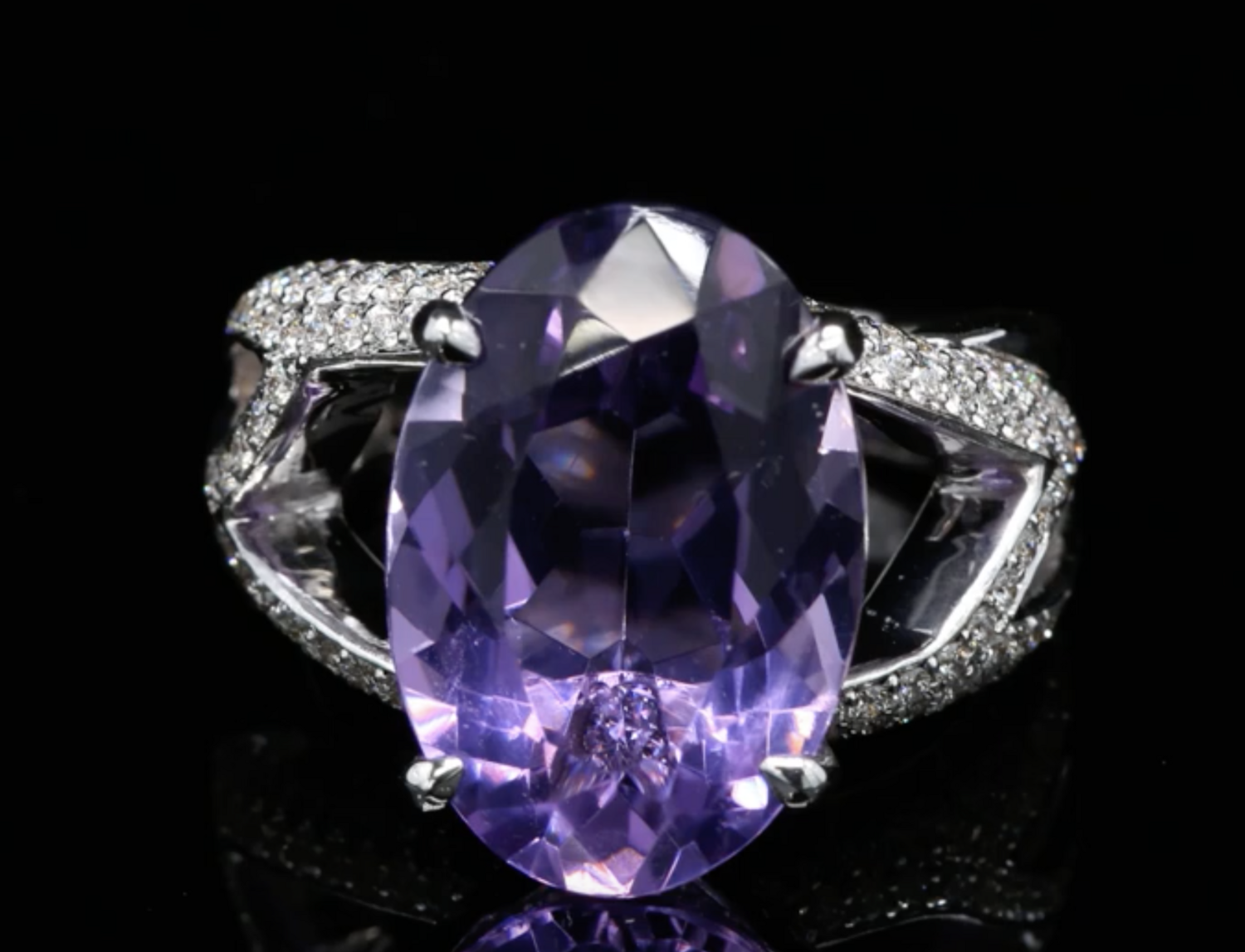 18 Kt witgouden ring