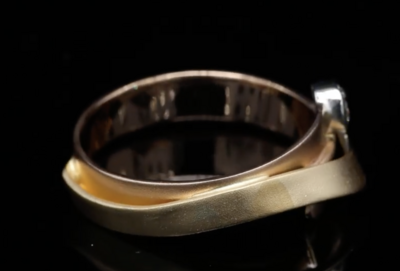 18 Kt bicolor geel/roségouden ring