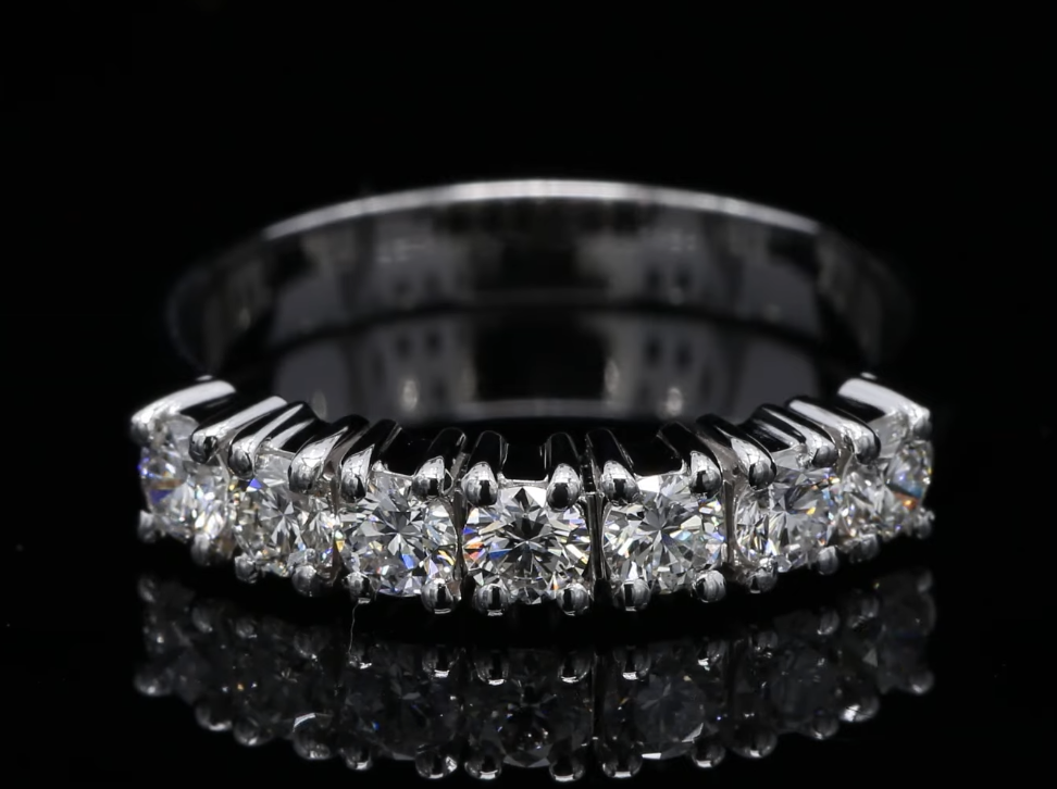18 Kt witgouden ring