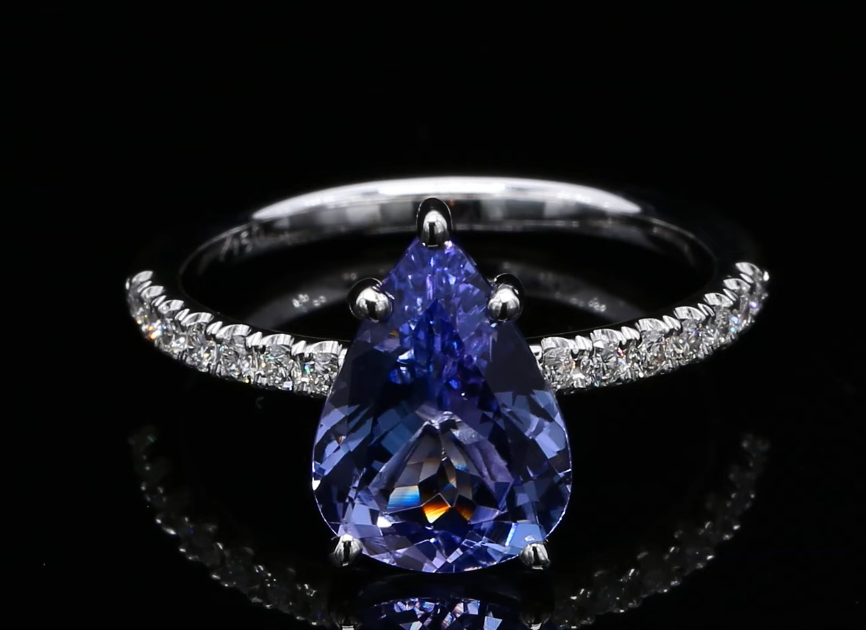 18 Kt witgouden ring