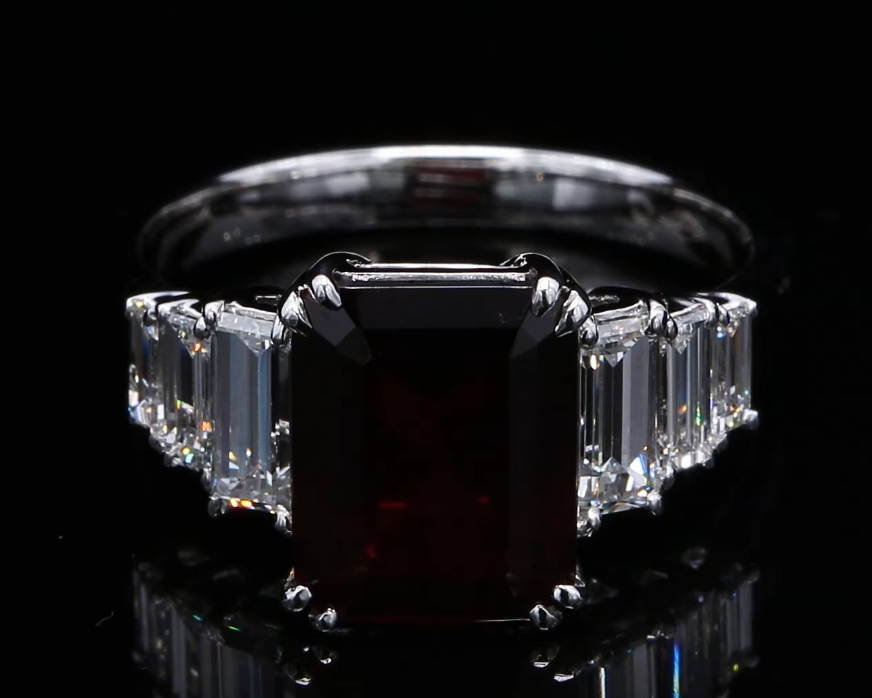 18 Kt witgouden ring