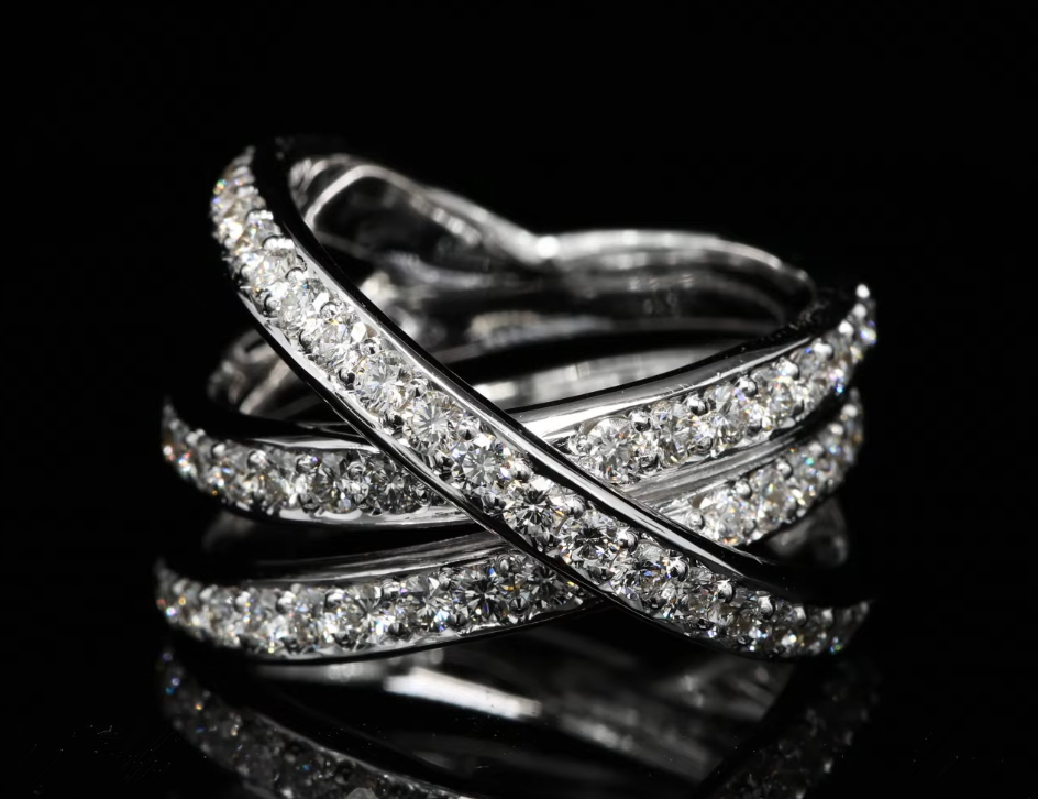 18 Kt witgouden ring