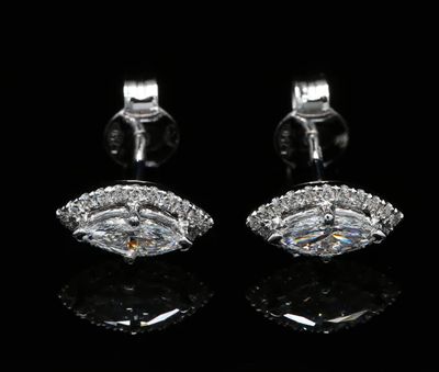 18 Kt witgouden oorbellen