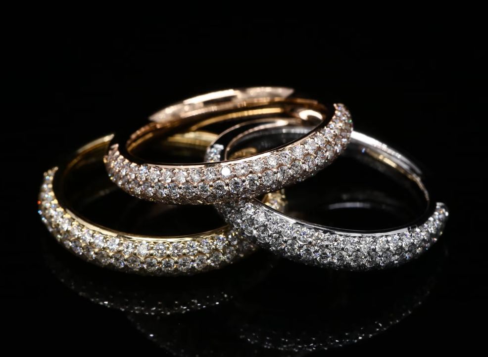 18 Kt wit - geel - roségouden ring