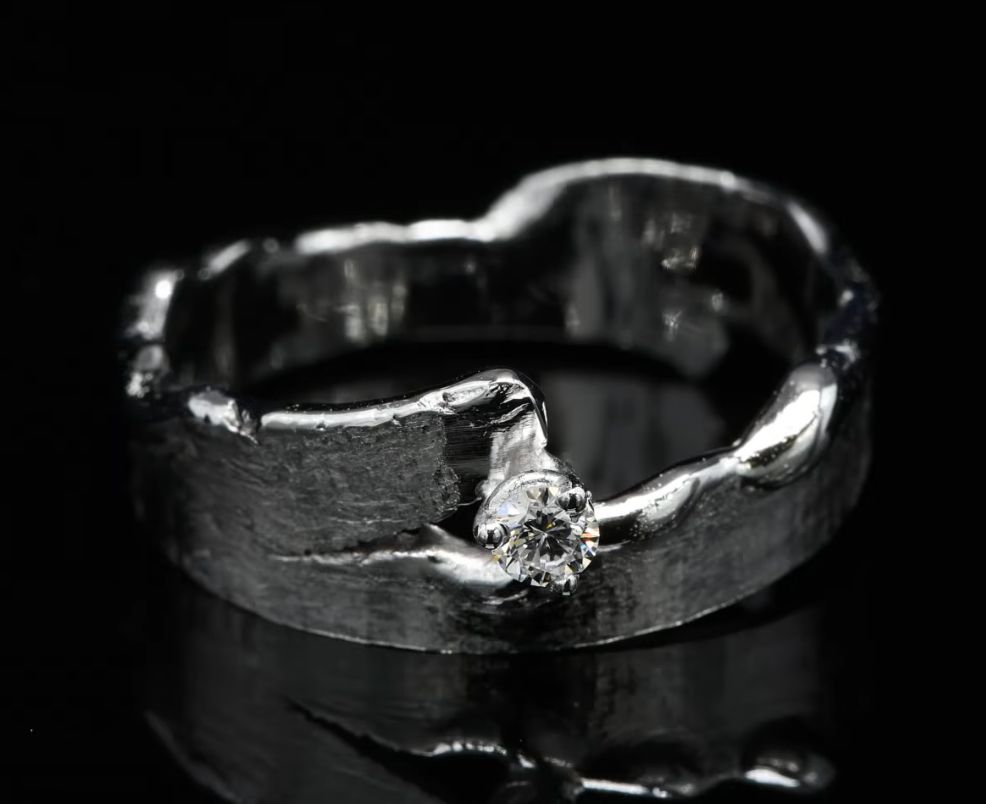 18 Kt witgouden ring