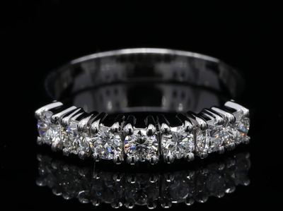 18 Kt witgouden ring