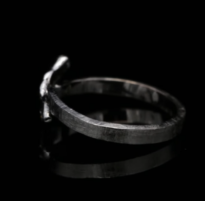 18 Kt witgouden ring