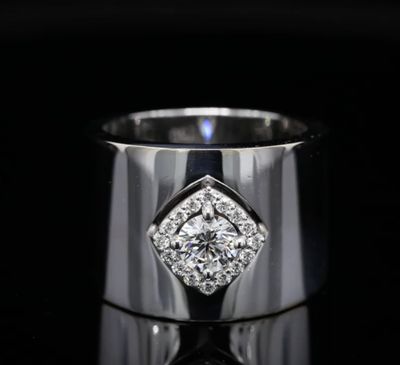 18 Kt witgouden ring