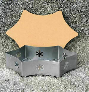 Holly Snowflake Tray w/Lid