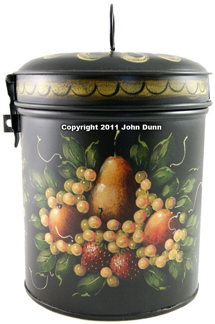 LG Black Round Tub w/Fruit