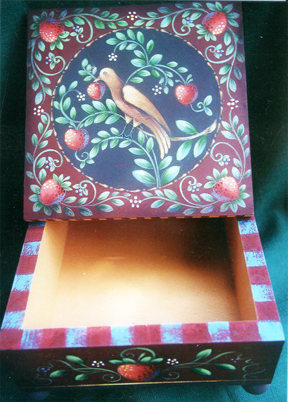 Bird & Strawberry Box