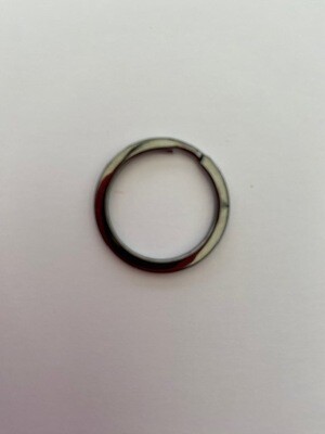 Sleutelring gun-black-kleurig 25 mm