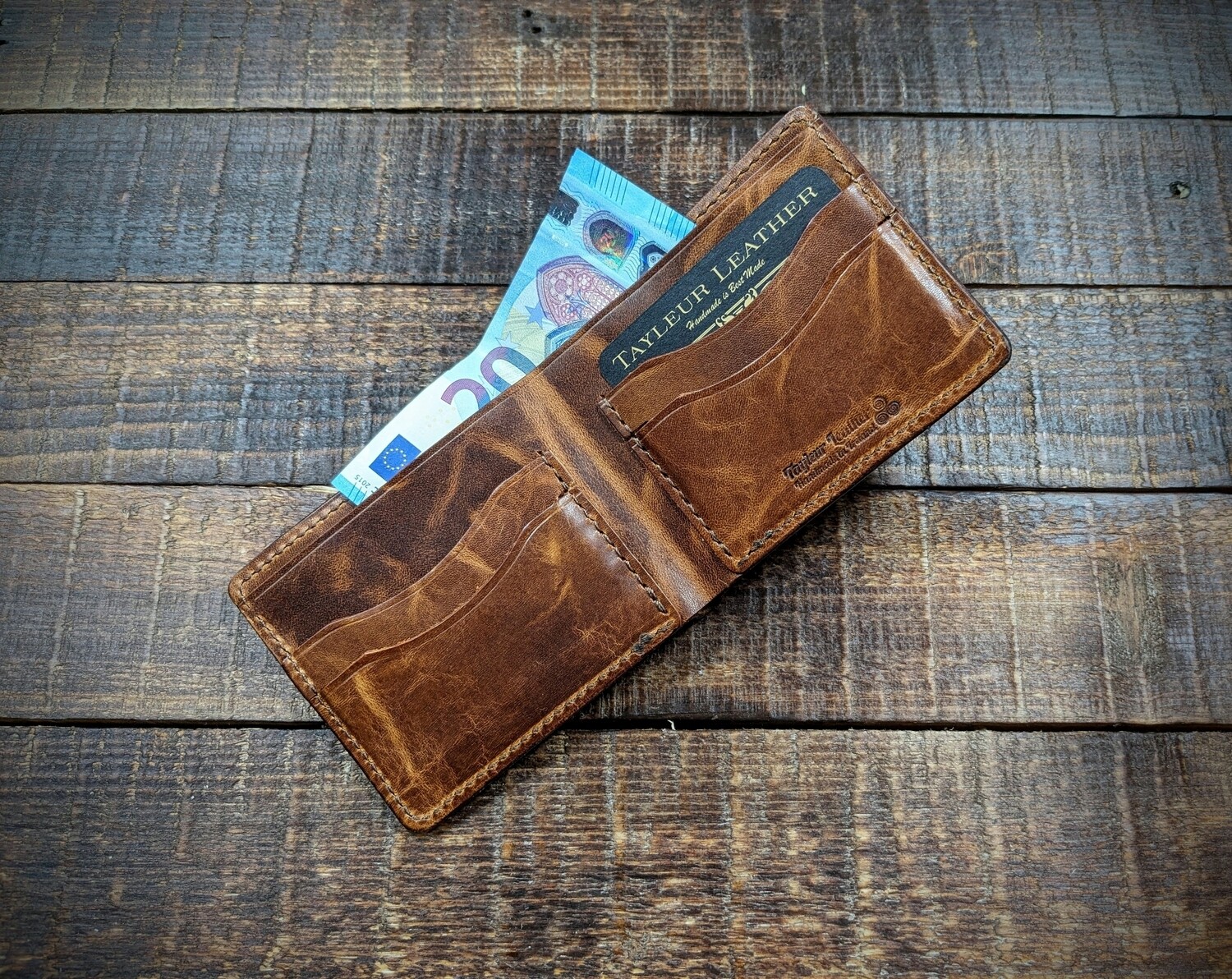 Large Bifold Wallet (Vintage Brown)