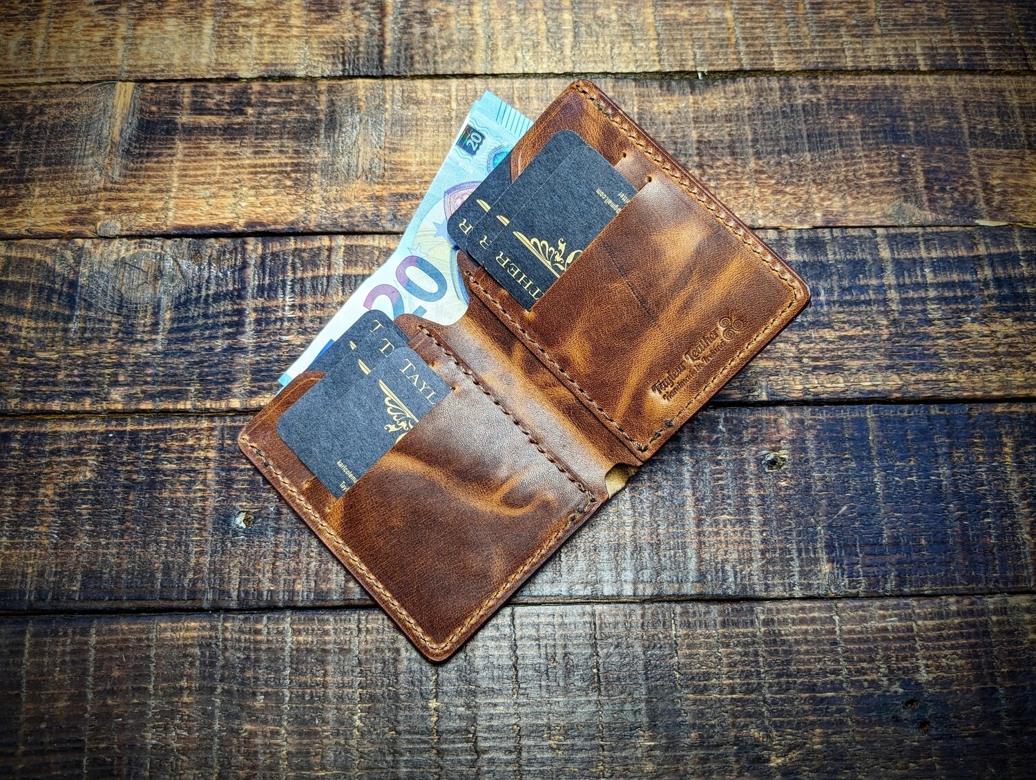 Medium Bifold Wallet (Vintage Brown)