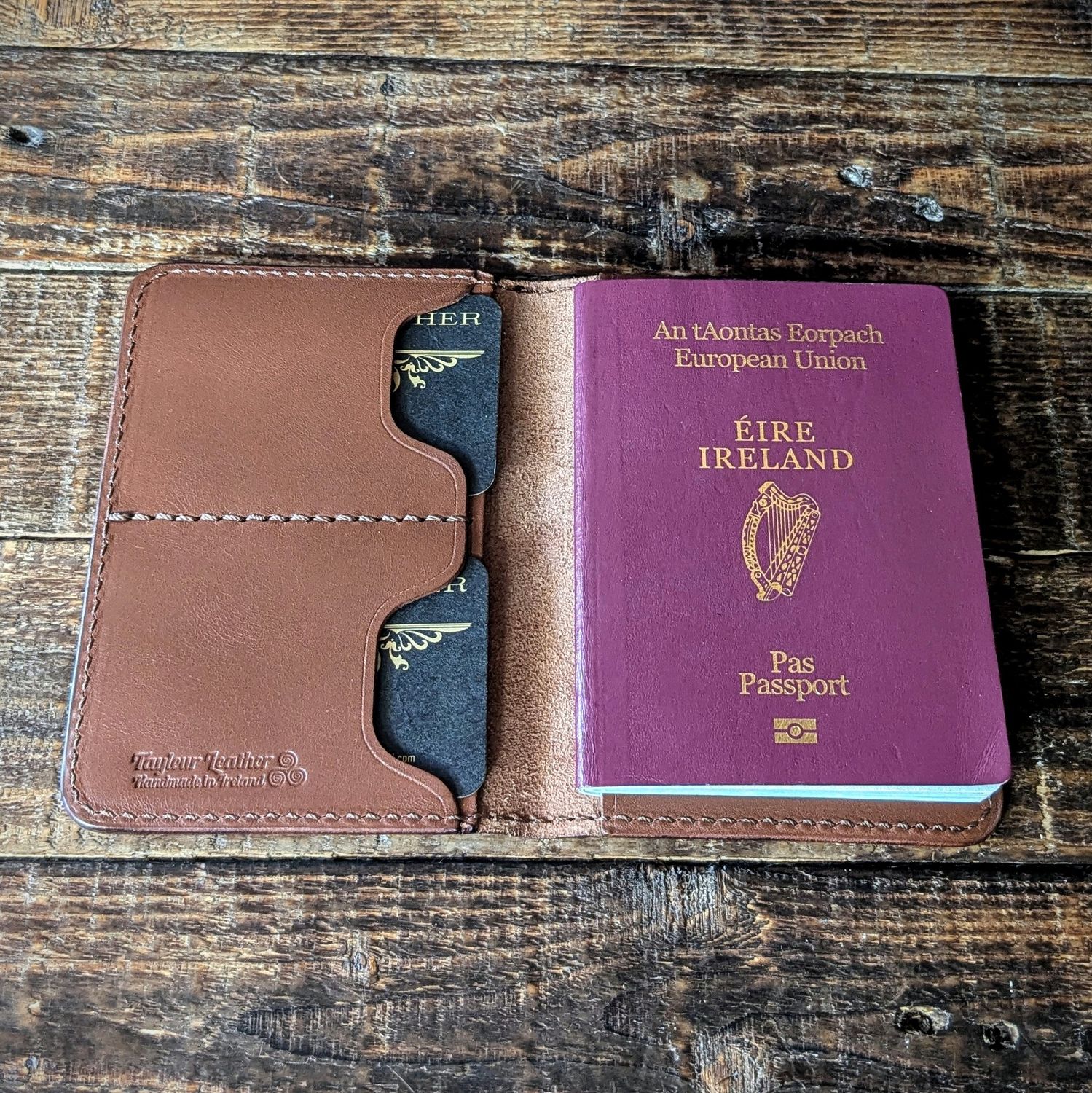 Passport Notebook Wallet (Brown)