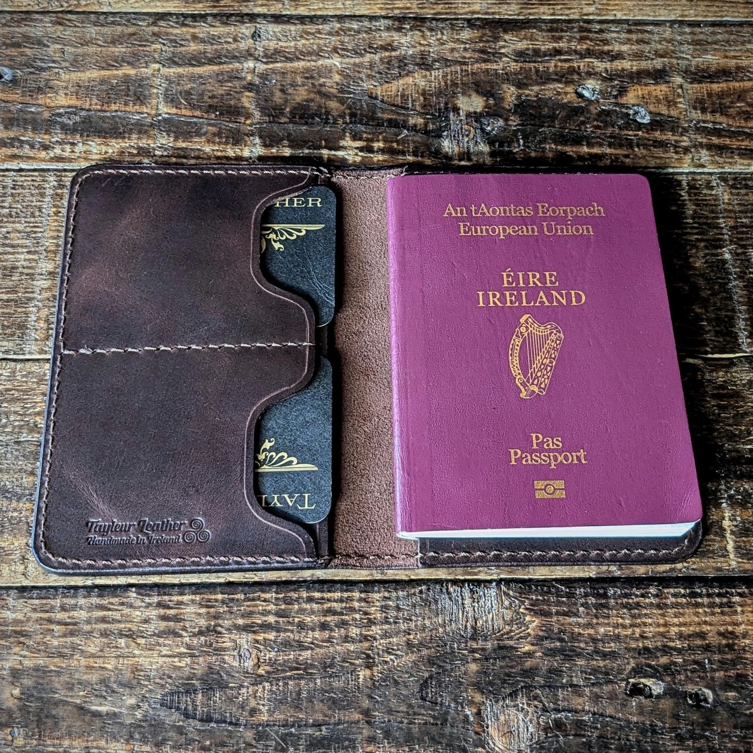 Passport Notebook Wallet ( Vintage Dark Brown)