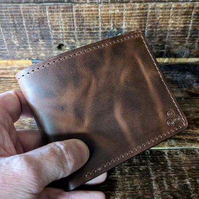 Large Bifold Wallet (Vintage Dark Brown)