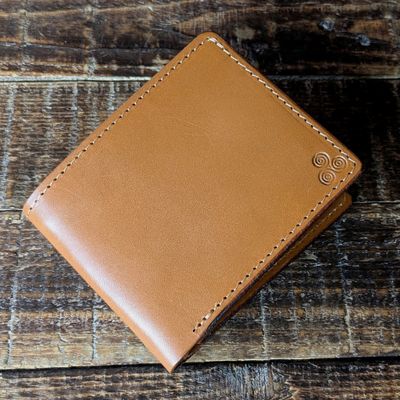 Large Bifold Wallet (Med Tan)