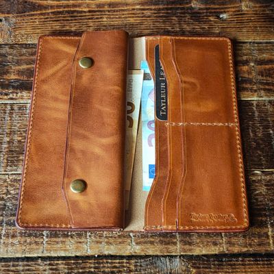 The Eiru (Rustic light brown)