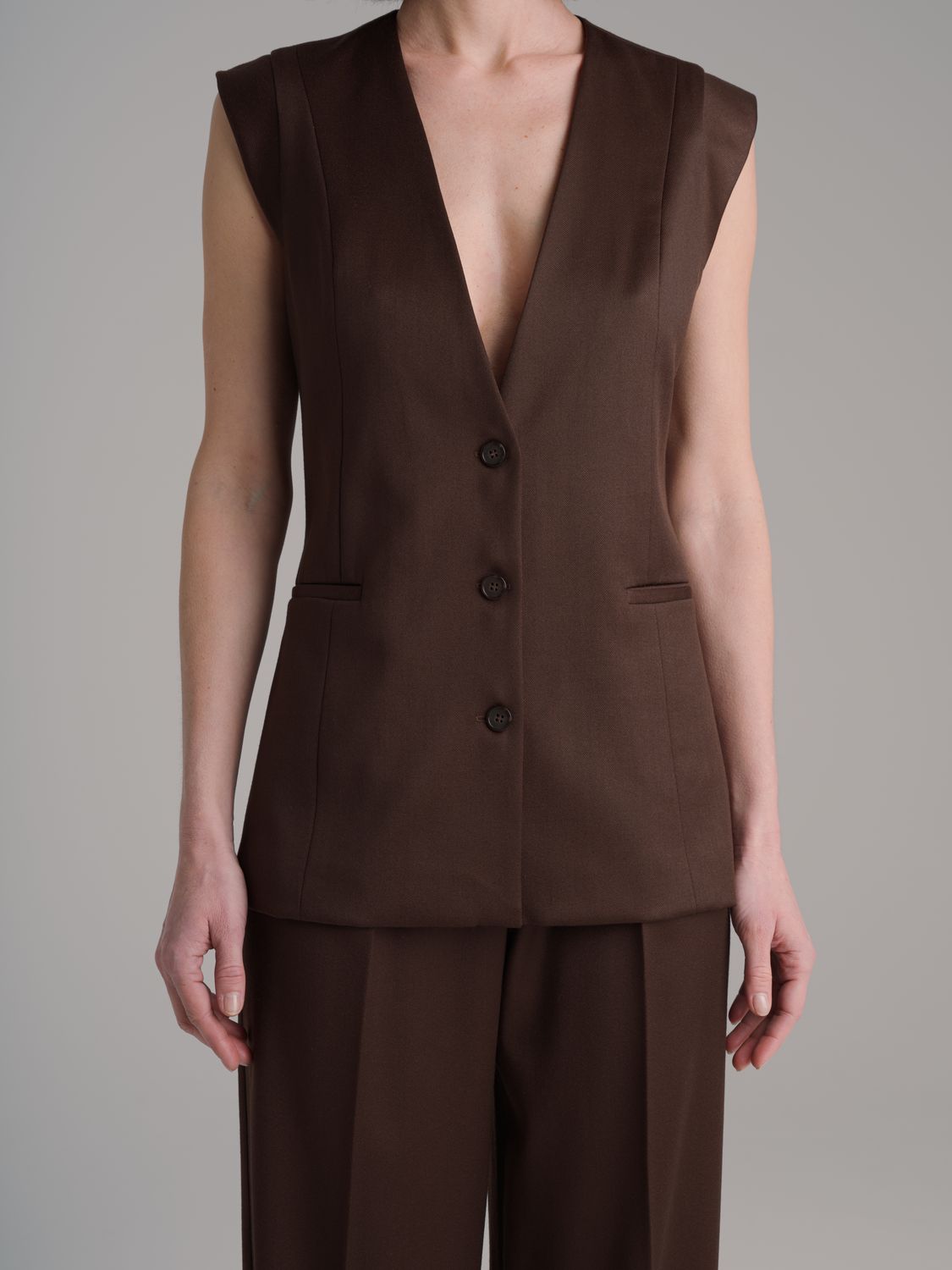 Vest wool brown