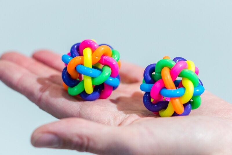 Regenbogenball - Stückpreis 1,95 € pro Ball Regenbogenball - Stückpreis 1,95 € pro Ball