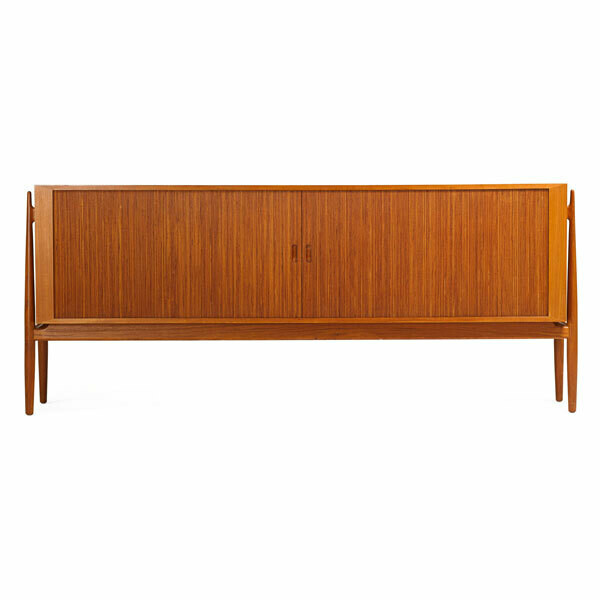 Credenzas/Sideboards