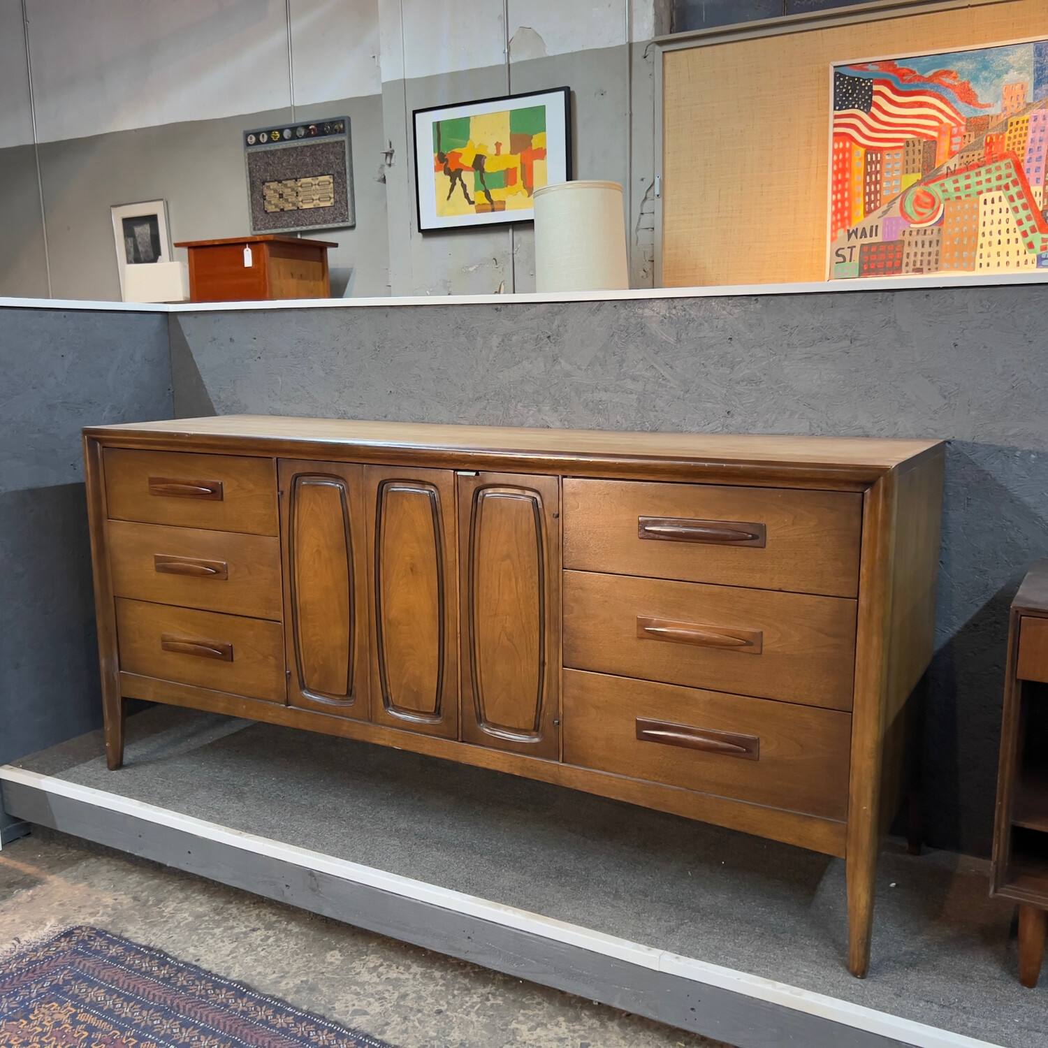 Broyhill Premier Emphasis Low Dresser