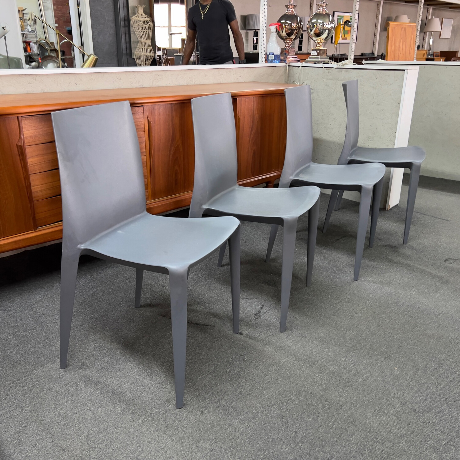 Set of 4 Heller Bellini Chairs