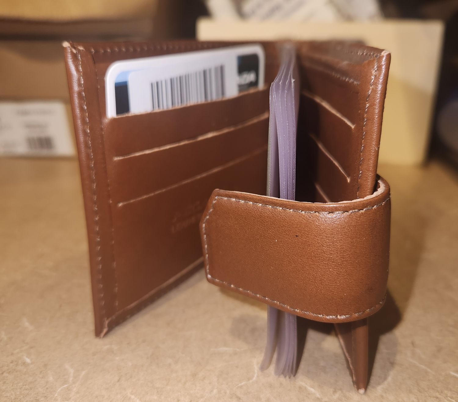 PEGADA CREDIT CARD HOLDER WALLET