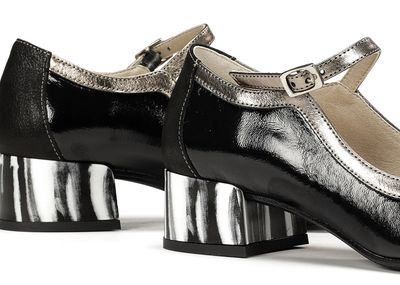 DORKING FRIDA  SM HEEL BLK