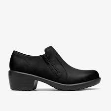 CLARKS KYNZIE ZIP BLK
