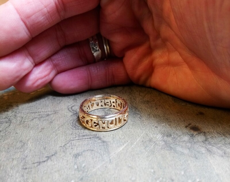 FLORENTIA ME GENUIT, anello in bronzo
