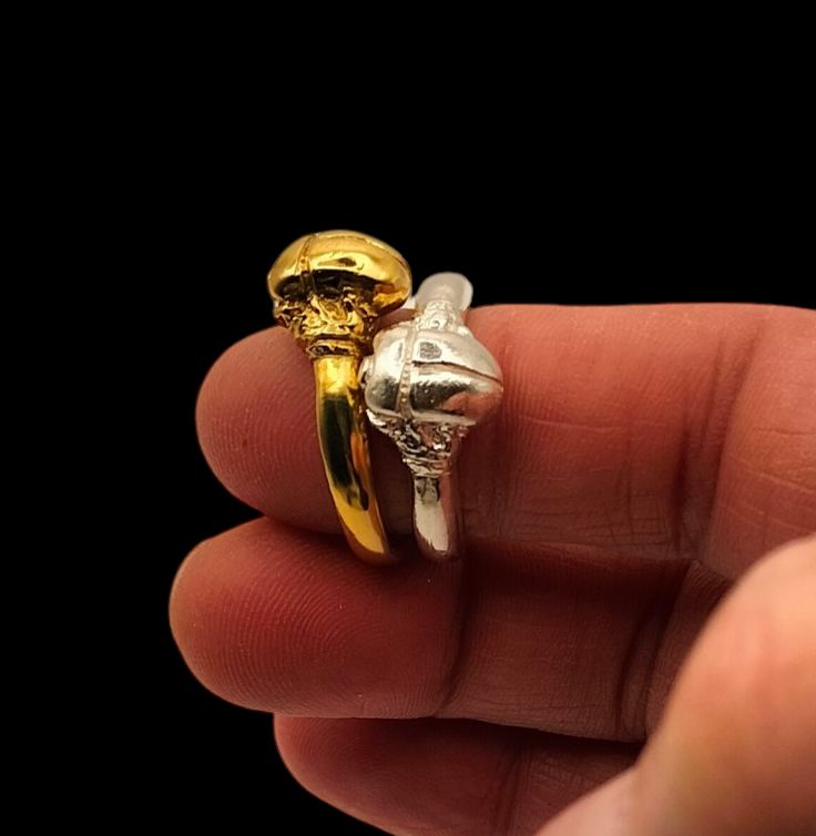 Anello con scarabeo (egiziano greco romano etrusco) in ottone o bronzo a scelta