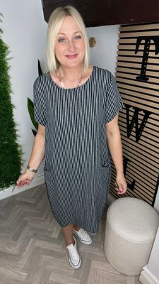 Striped Tunic Dress With Pockets- Black & White