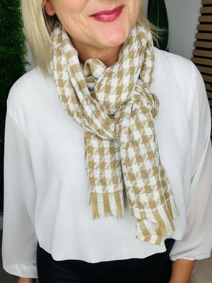 Houndstooth Scarf - Camel ( SALE NON RETURNABLE )