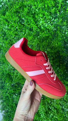 Red & Pink Fahion Trainer