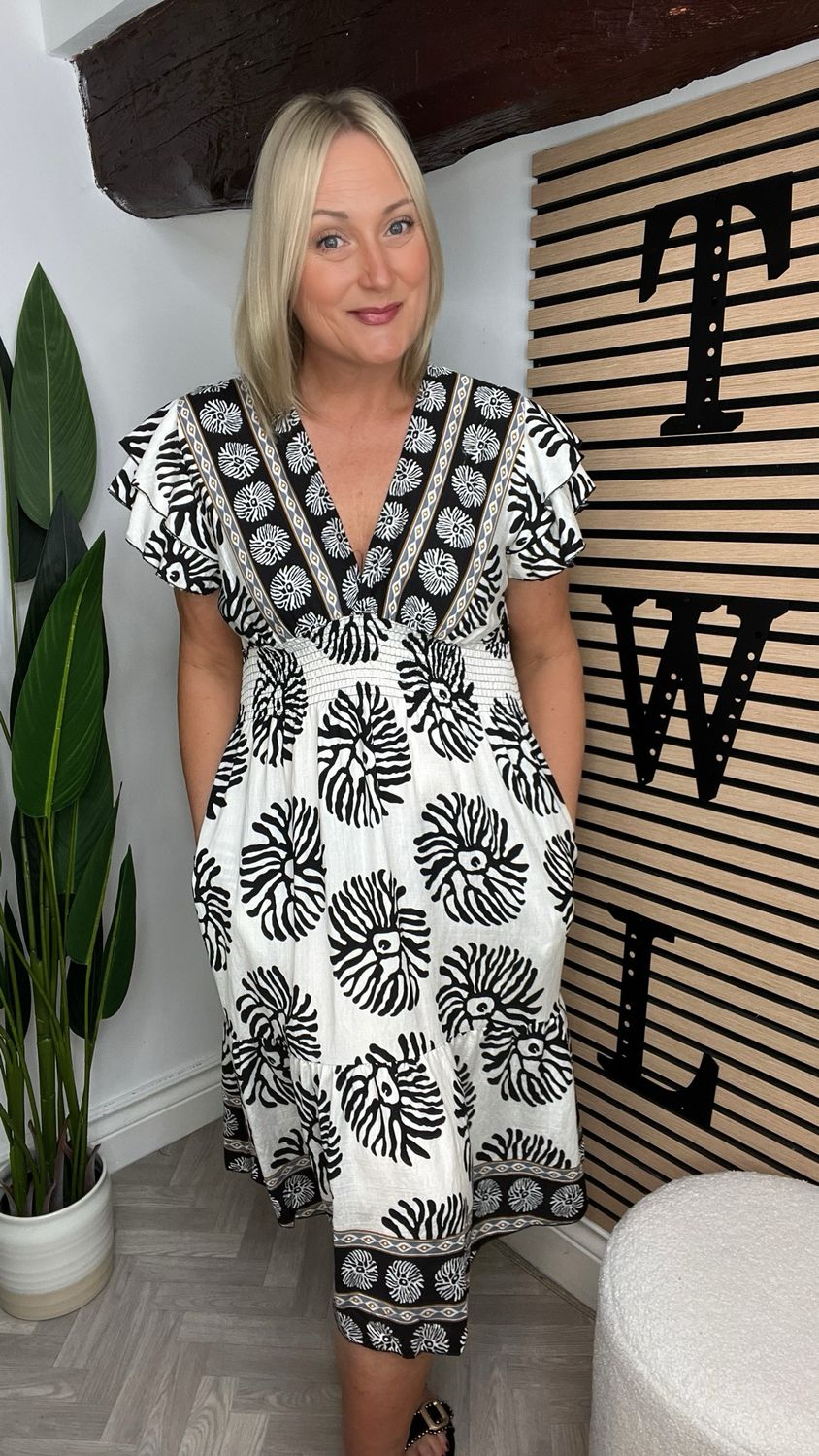 Flutter Sleeve Summer Dress - Black Mix