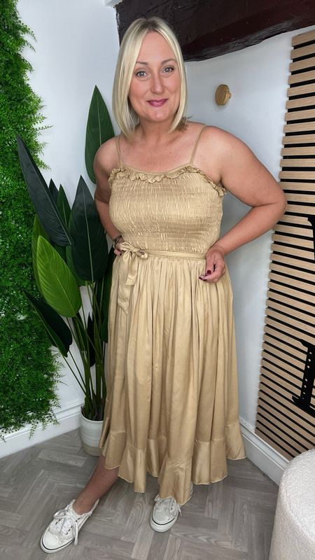 Shirred Stitch Bodice Swing Dress - Camel SALE NONE RETURNABLE