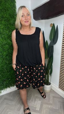 Palazzo Jersey Shorts - Ditsy Print Black & Coral