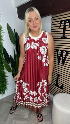 Pleat Dress - Wine